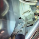 Robinson R22 – Engine Cooling Sheet Metal Cracked