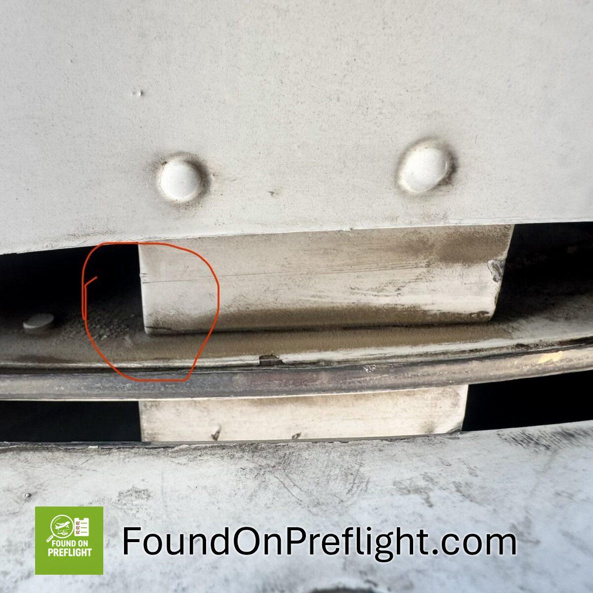 Cessna 172 – Crack on Flap Assembly