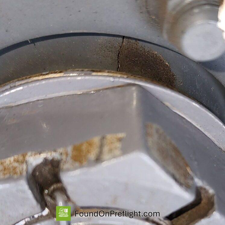 Robinson R22 – Cracked Behind Cooling Fan Nut
