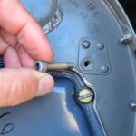 Robinson R44 – Engine Sheet Metal Bolt Found