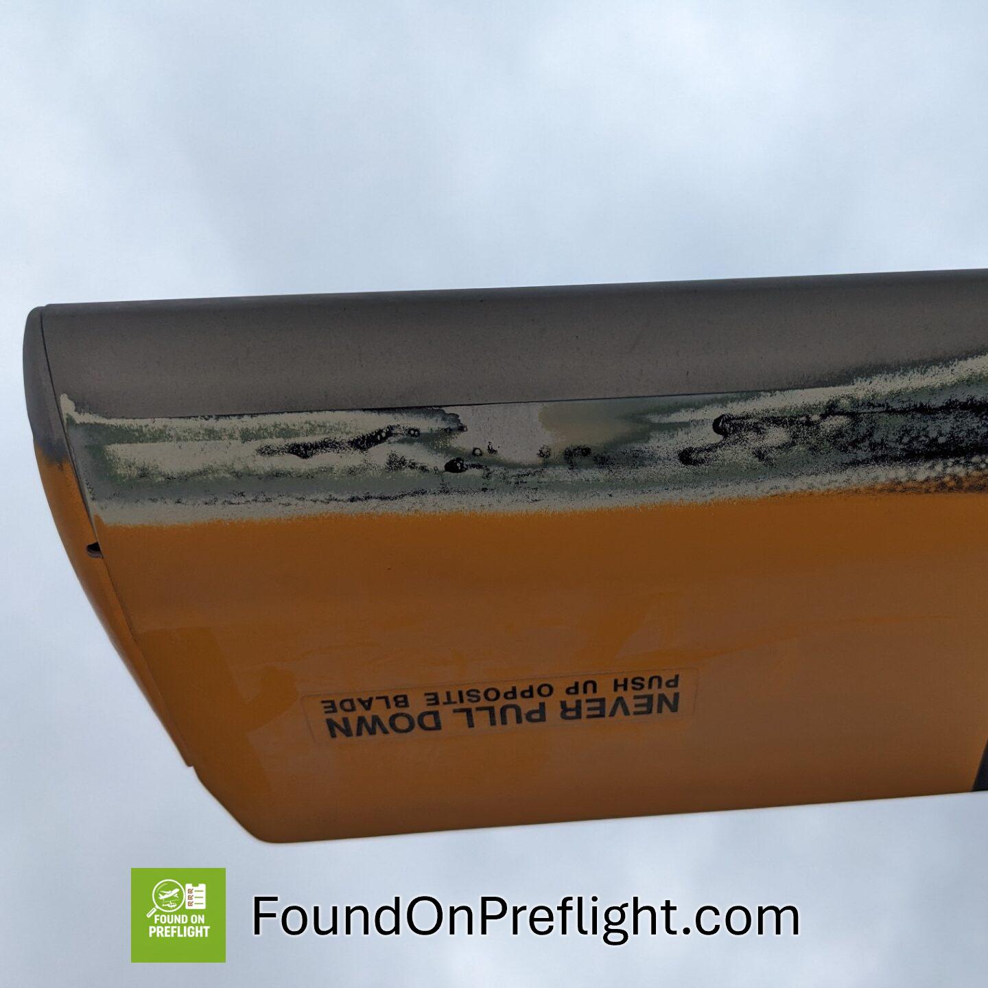 R22 blade bond line exposed