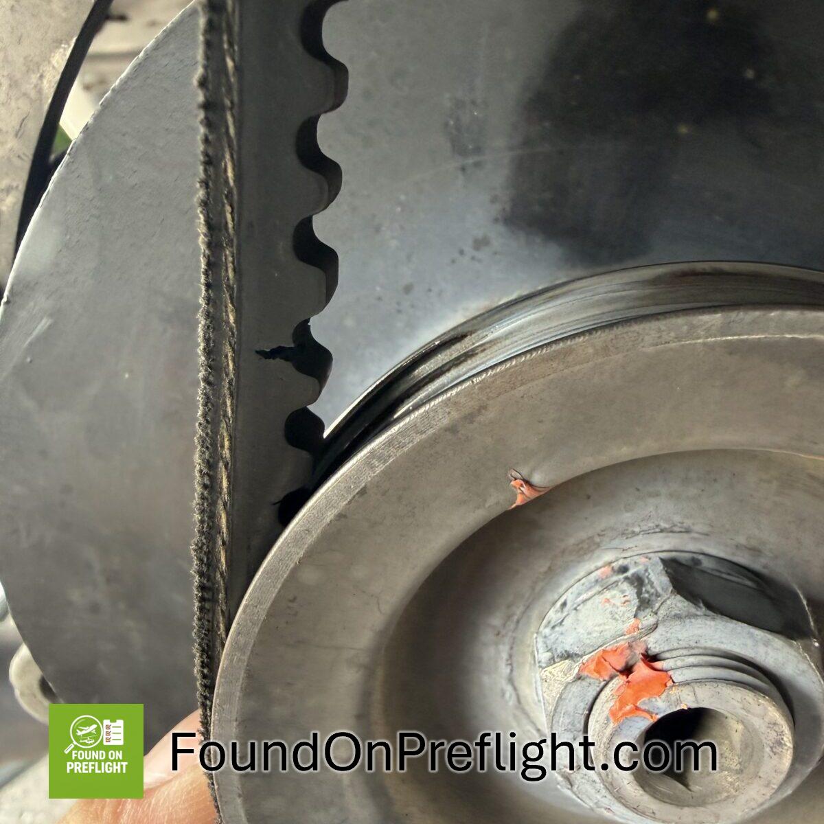 Robinson R22 - Alternator Belt Cracked