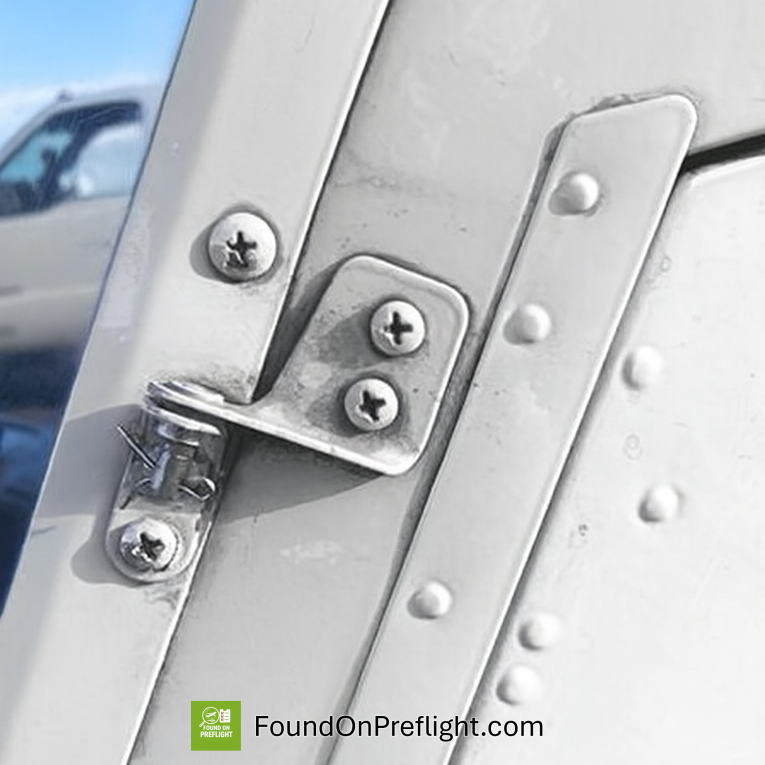 R22 door pin installed incorrectly