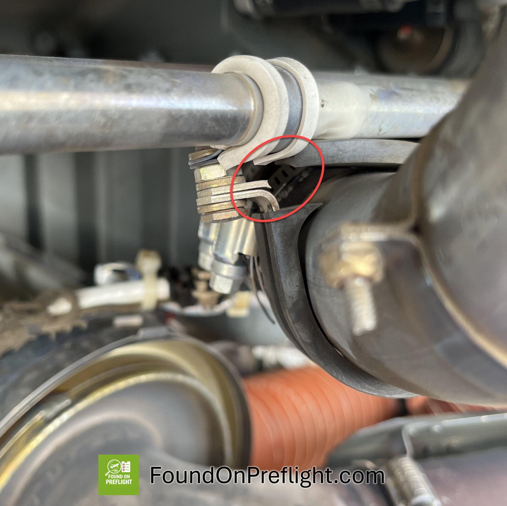 R22 bracket holding oil line to intake manifold snapped