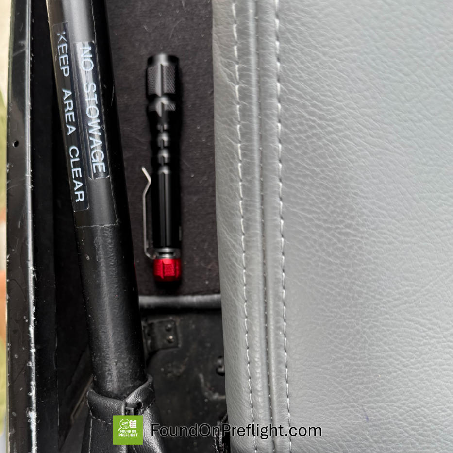 Robinson R22 – Loose Item Near Flight Controls