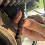 Robinson R22 - Cracked Alternator Belt