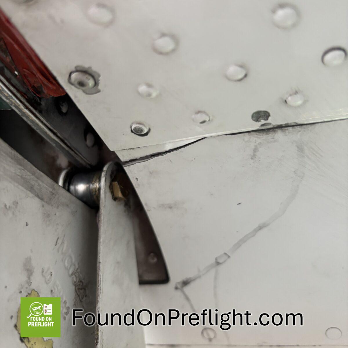 Cessna 172 – Crack Near Flap Bracket