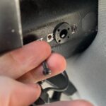 Robinson R22 – Headset Jack Screw Fell Out