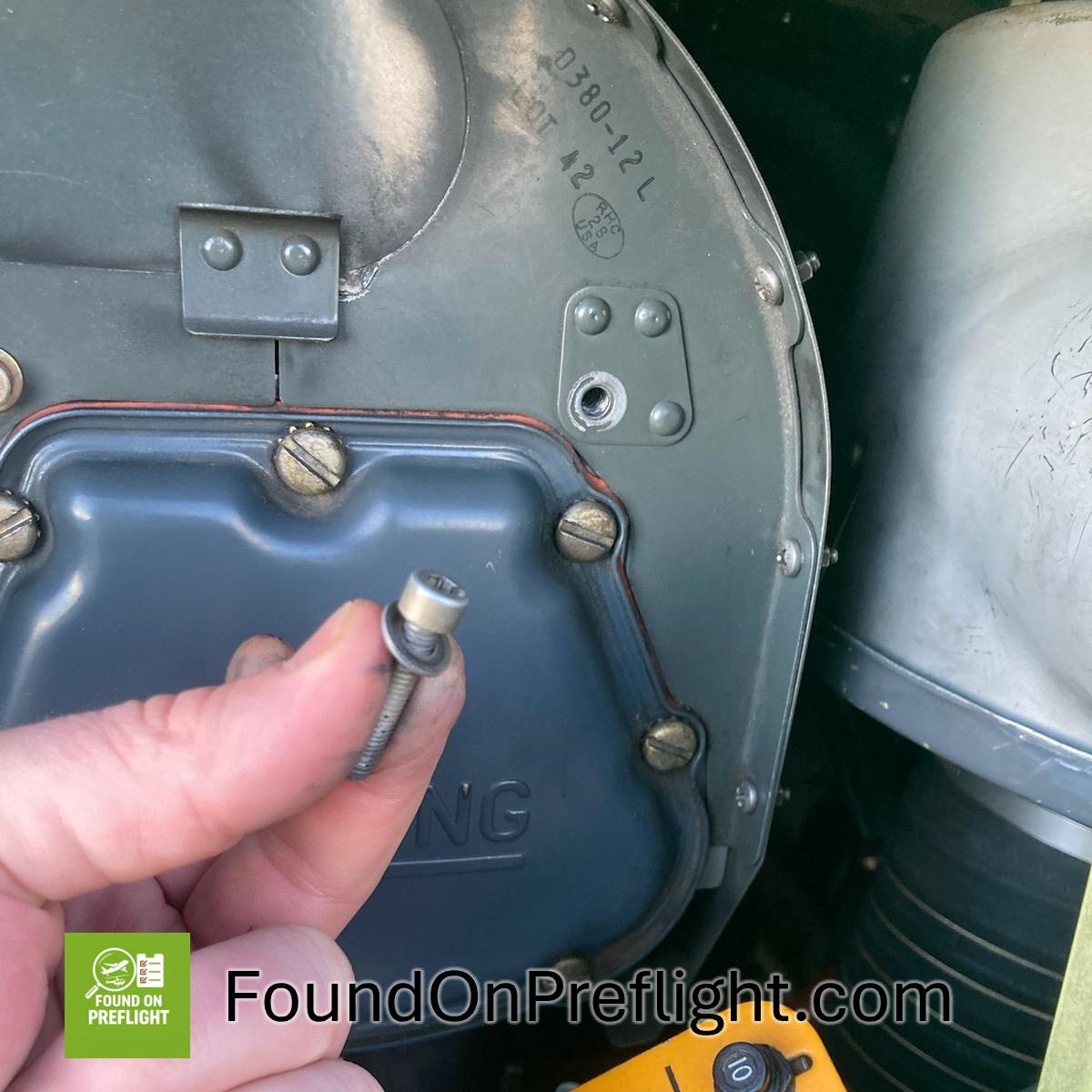 Robinson R44 – Engine Bolt Loose